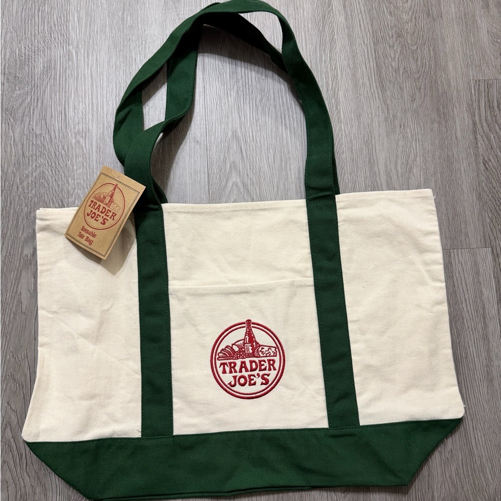Trader Joe’s Limited Release New Green Canvas Tote Bag Brand New With Tag